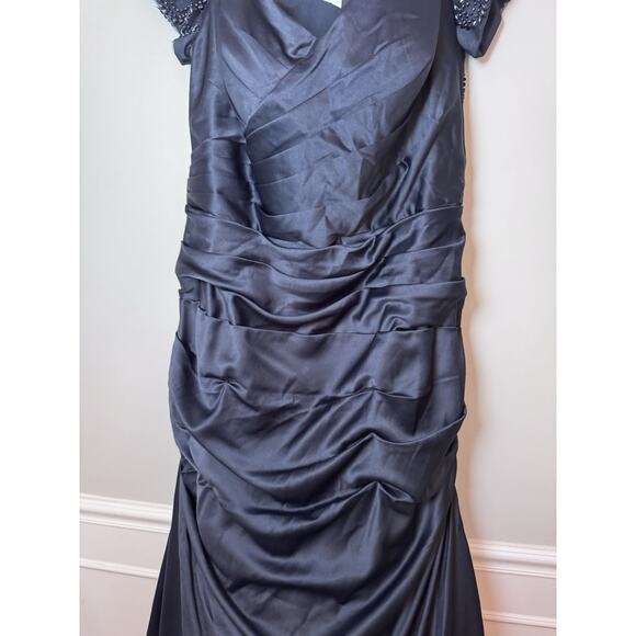 La Femme 25996 Off the Shoulder Beaded Satin Trumpet Gown Blue Size 18 - Picture 13 of 16